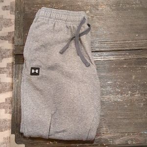 Under Armour Men's Sweatpant Fleece Jogger Large Like New. Very nice.